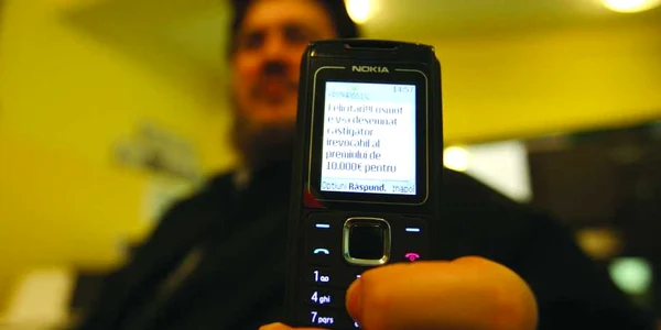 Mesajul anunţa câştigarea unei importante sume de bani