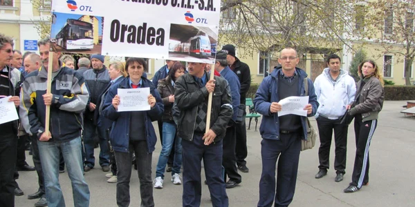 Au încercat să-i impresioneze pe magistraţi