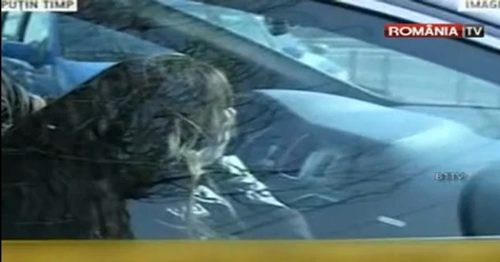 Fiica lui Gica Popescu, la Rahova (captură Romania TV)