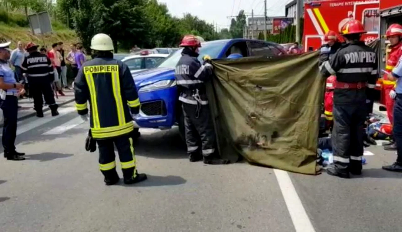 Un tânăr a fost zdrobit sub bolidul omului de afaceri. FOTO: stiridecluj.ro