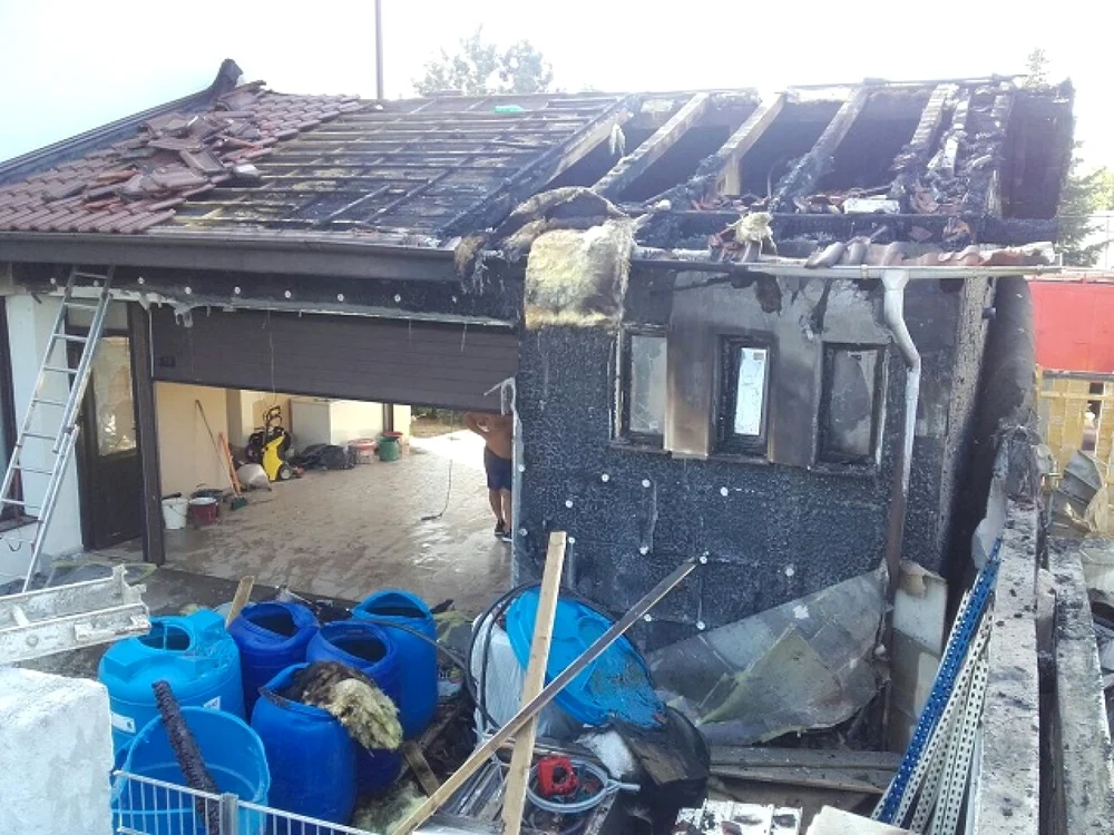 Casa mistuita de flacări ISU Giurgiu