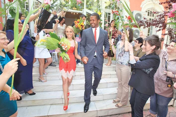 1 iunie 2011. La cununia civilă, Andreea a fost foarte sexy