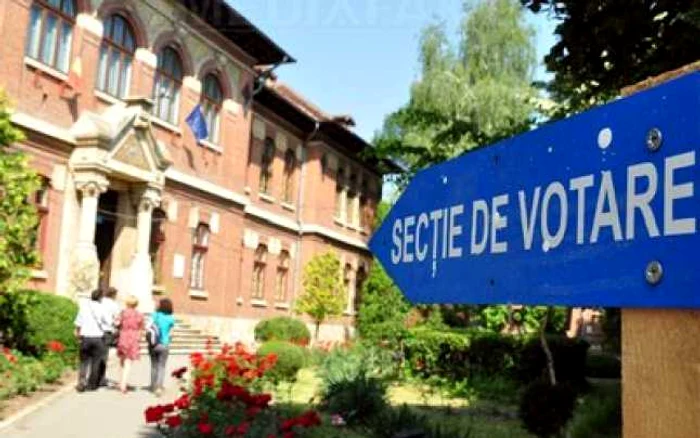 În turul doi, s-au prezentat la urne 56.99% din numărul de alegători, dintre care 54. 72% în mediul urban, respectiv 60.11% în mediul rural