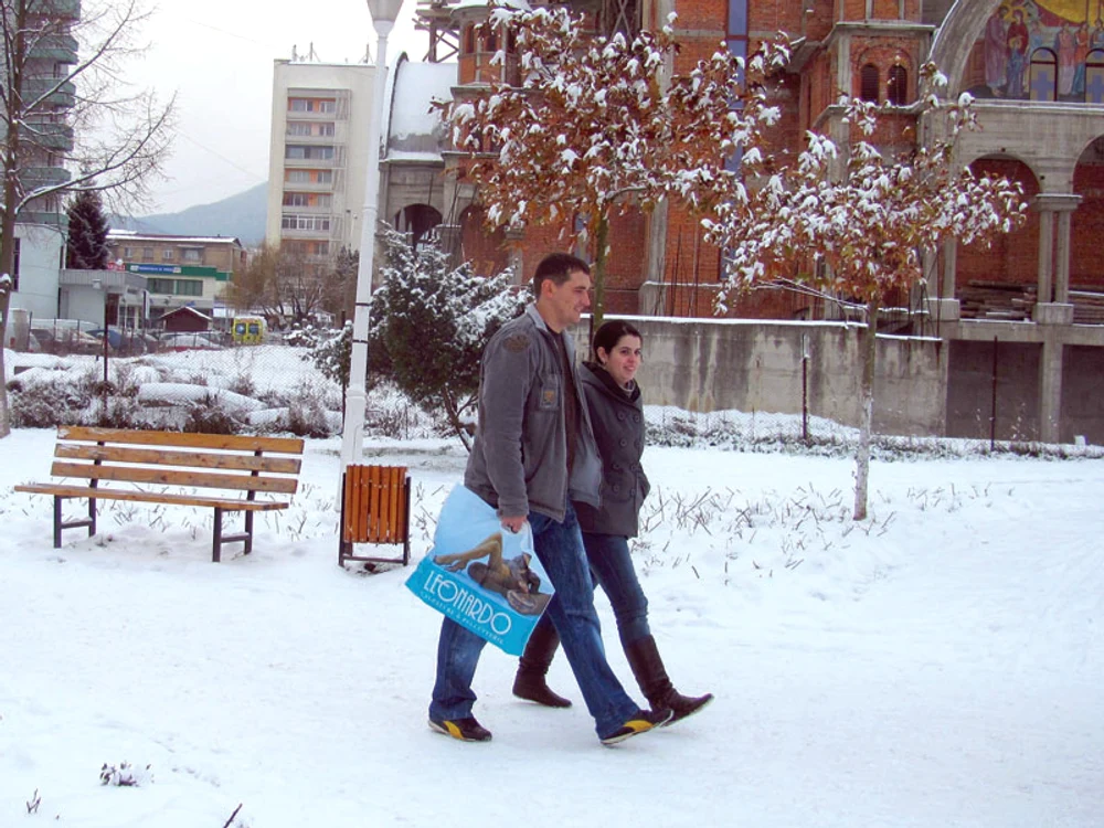 Parcul Opera din Deva este unul din locurile preferate de romantici