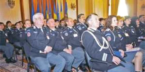 Cinci dintre angajaţii Poliţiei Comunitare Severin au optat pentru pensie. foto: adevărul