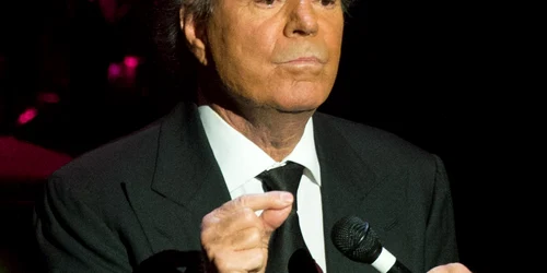 julio iglesias getty jpg