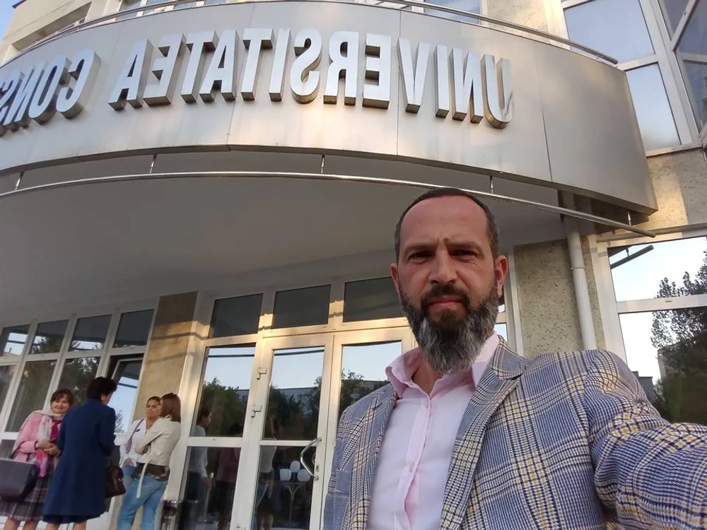 Sebastian Ene, doctor în economie cum laude FOTO arhiva personală