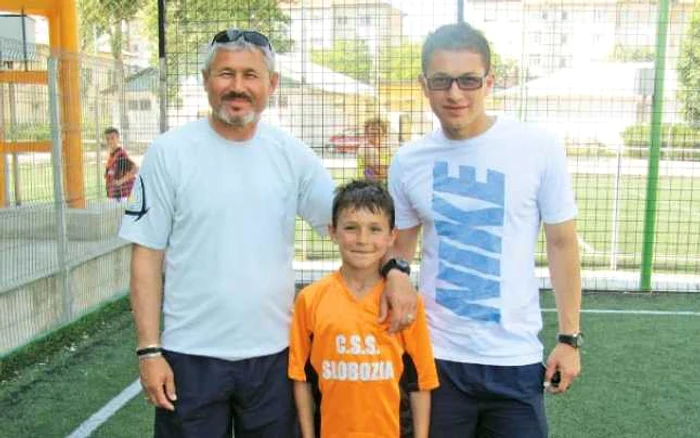 Constantin (stânga) şi Andrei Prepeliţă (dreapta) au împreună peste 300 de meciuri în Liga I