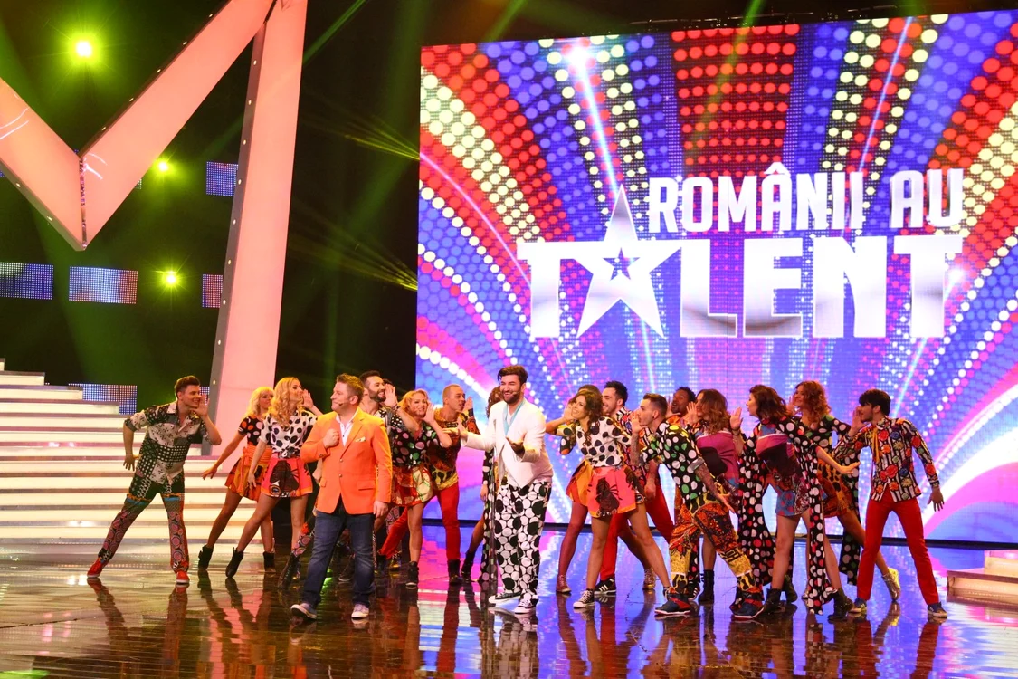 entru
a cincea oară, „Românii au talent“, competiţia naţională a
aptitudinilor cu adevărat importante, va aduce în faţa
telespectatorilor, din toamnă, un nou sezon plin de neprevăzut şi
creativitate FOTO Pro TV