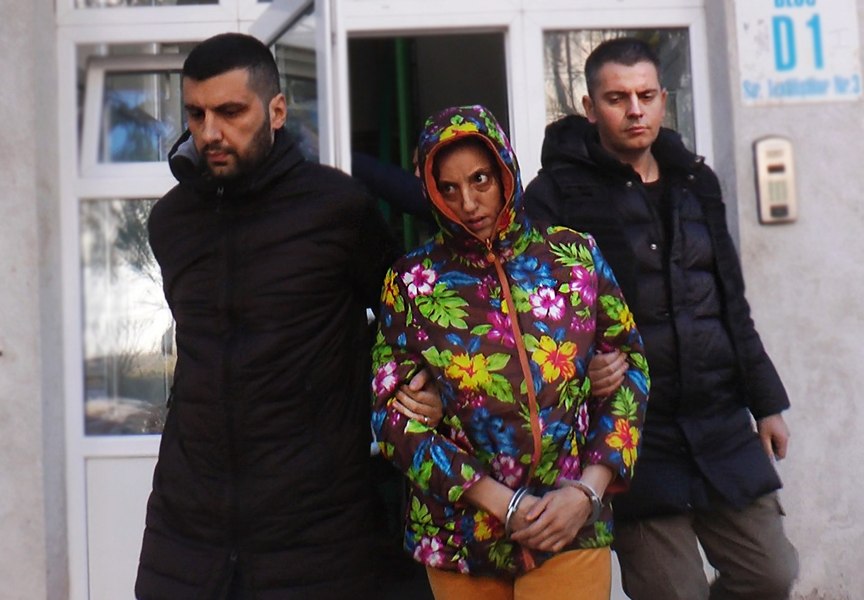 Arest prelungit pentru mama ucigașă. Femeia care și-a omorât în bătaie fetița de 9 ani rămâne după gratii încă 30 de zile 