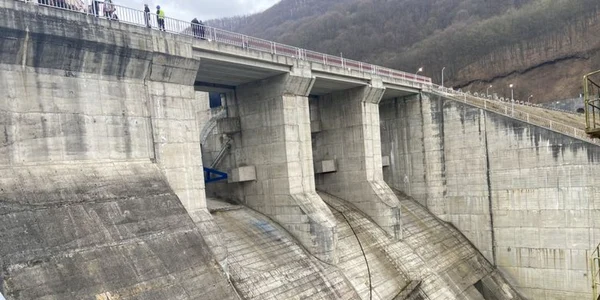 barajul mihaileni foto apele romane