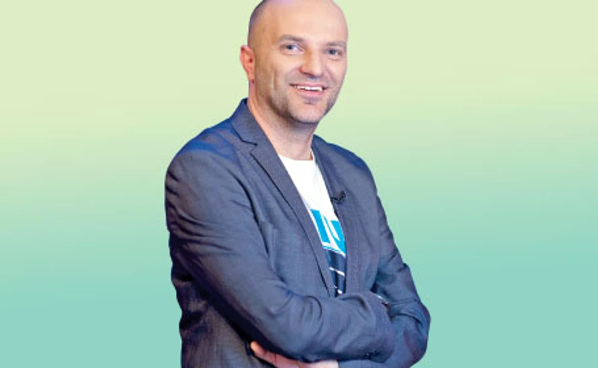 
    Dan Capatos  