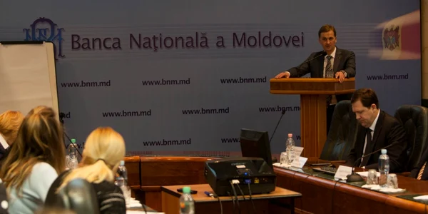 Dorin Dragutanu guvernator BNM FOTO Alexandru Tarlev