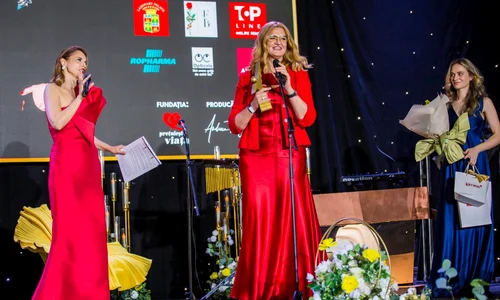 Fosta mare canotoare română nu face rabat de la nimic atunci când este vorba de sărbători și de mâncarea tradițională 