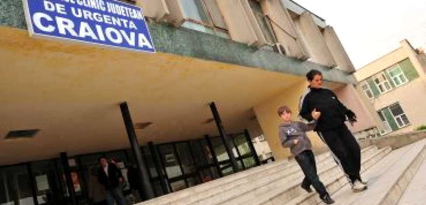 Craiova: Criza loveşte. Şpaga din spitale nu este atinsă
