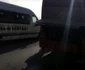 Un autobuz cu zeci de călători a luat foc în mers