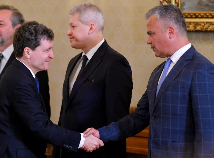 Nicușor Dan și Adrian Veștea la consultări politice la Cotroceni