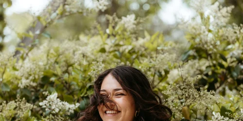 femeie primavara energie 2154351719 33801238 jpg