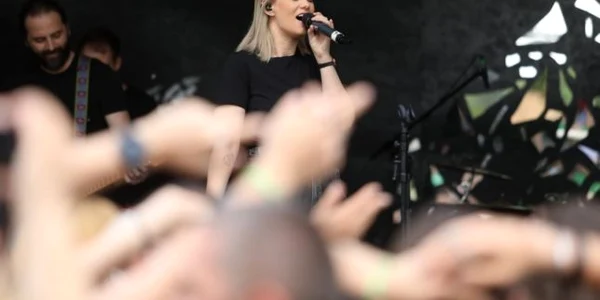 Primul festival de curăţenie Cif curăţă România - Constanţa parcul Tăbăcărie Sursa Cif