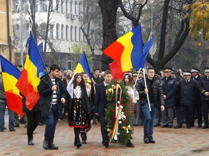 Manifestările de Ziua Naţională s-au bucurat de prezenţa multor tineri şi copii FOTO Alexandra Georgescu