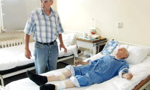 Antonie Solomonescu (79 de ani) a fost adus la spital de fiul său, iar starea lui este bună  jpeg
