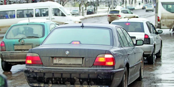 Maşinile cu numere trasnistrene circulă în voie prin Chişinău