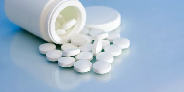 Persoanele care au astm bronşic sau sunt diagnosticate cu probleme cerebrale de orice fel trebuie să evite aspirina.