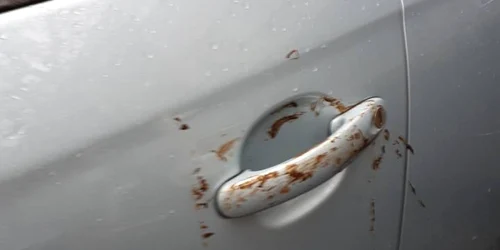 masina vandalizata cluj foto Facebook InfoTrafic