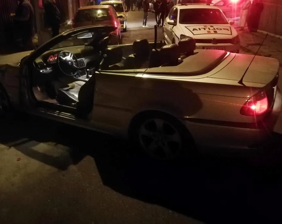 
    8 maşini au fost avariate de un şofer acre a fugit de la locul accidentuluiFoto: News.ro  