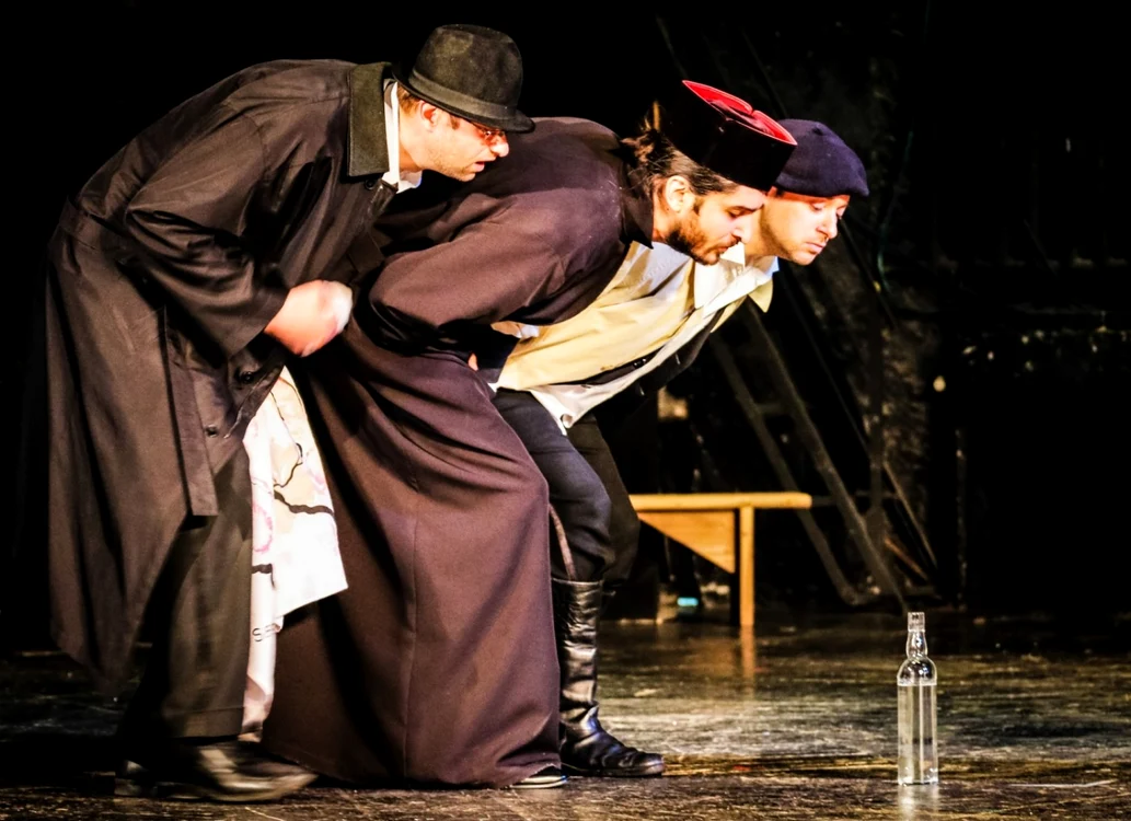 Scenă din spectacolul ”Salba dracului” Foto: Teatrul Dramatic ”Fani Tardini”