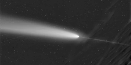cometa secolului   Foto x Michael Jager jfif