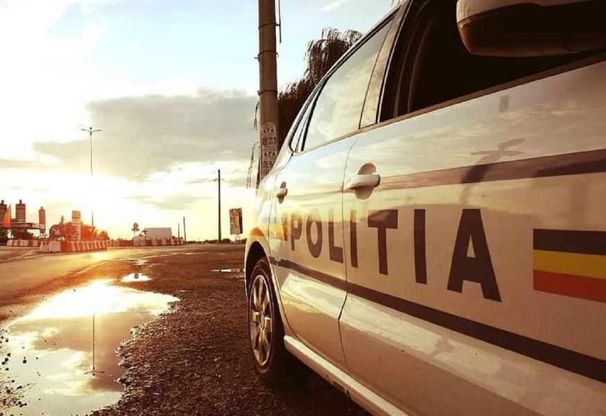 O fetiță de 6 ani a fost spulberată de o mașină, în Buzău. Copila a murit pe loc