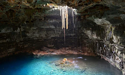 O echipă de arheologi din Mexic a făcut o descoperire importantă în cea mai mare peșteră inundată din lume jpeg