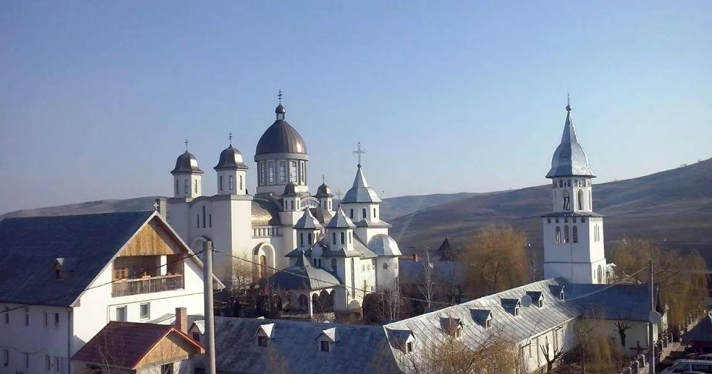 dumvrava alba