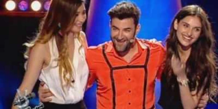 Smiley împreună cu surorile Şalaru, din Republica Moldova FOTO protv.ro