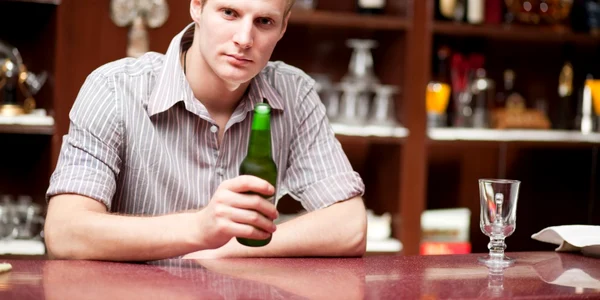 Cum afectează sănătatea abuzul de alcool