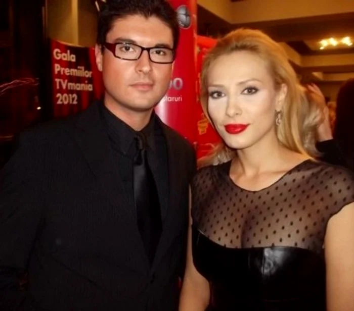 Oliver Popa şi Iulia Vântur, pe vremea când lucrau împreună, în muzică