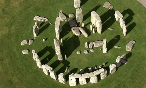 Arheologii confirmă: Stonehenge a fost un cerc complet jpeg