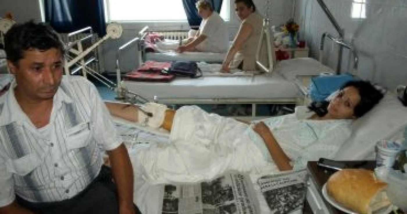 Hunedoara: Şoferul adormit a băgat în spital o familie de patru persoane