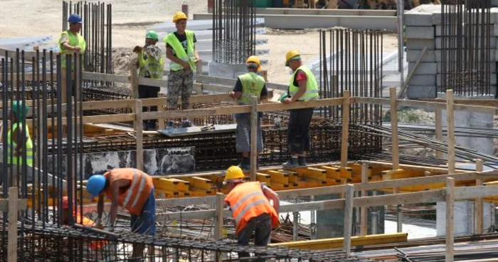 Construcţiile noi vor fi taxate mai mult de municipalitate din 2012. Foto: arhivă