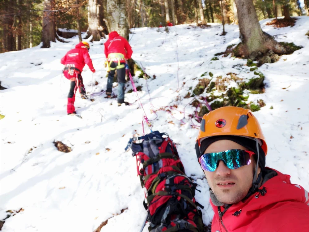 Patru moldoveni, blocați în Munții Făgăraș după ce au ignorat avertizările meteorologilor