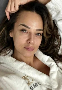 Andreea Raicu, fără machiaj. Sursă: Instagram