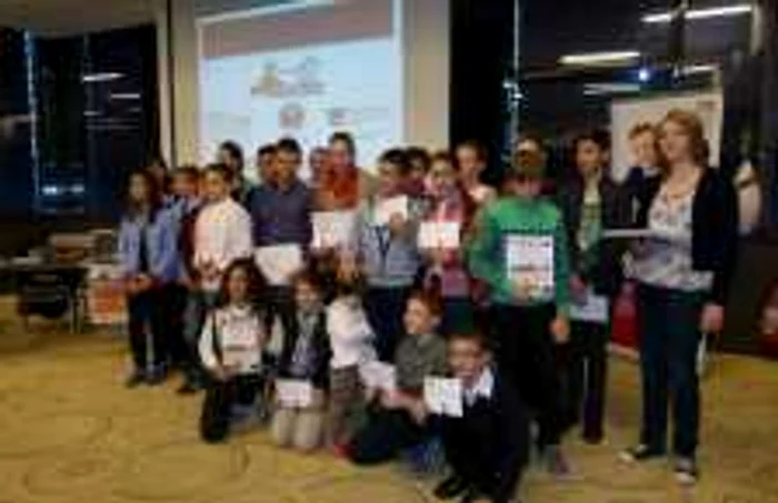 Cei mai buni elevi au fost premiaţi FOTO Adevărul