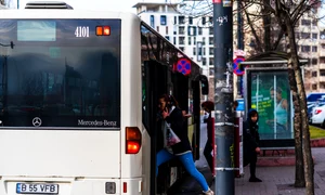 statie stb ratb bucuresti foto shutterstock