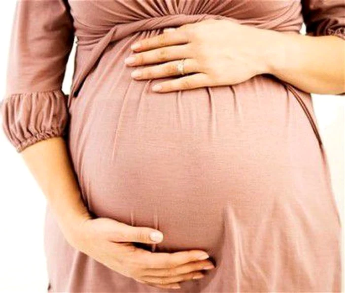O femeie însărcinată trebuie să se pregătească și mental pentru naștere FOTO arhivă Adevărul