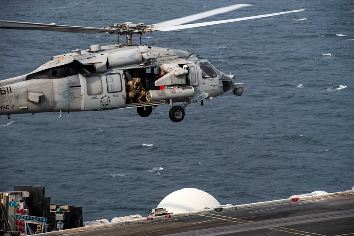FOTO USS Dwight D. Eisenhower (CVN 69)/Facebook