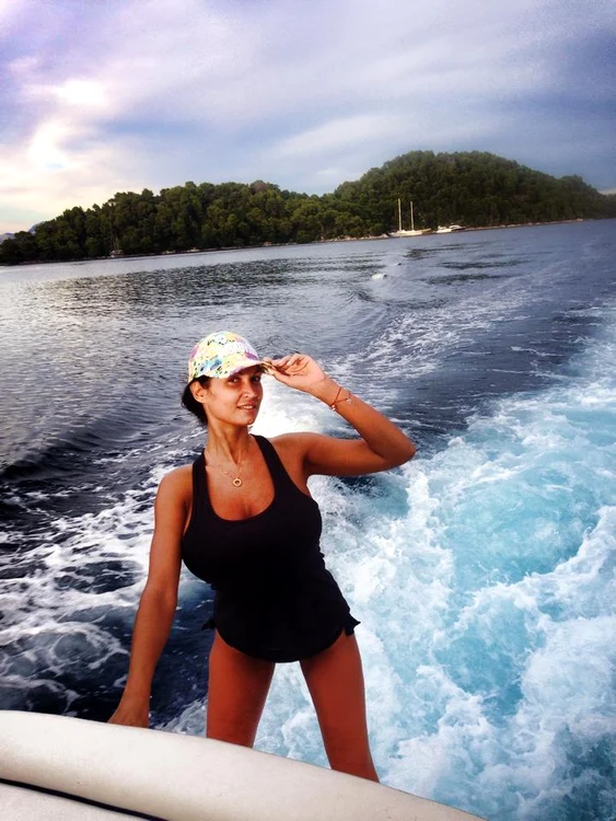 Nicoleta Luciu, în vacanţă