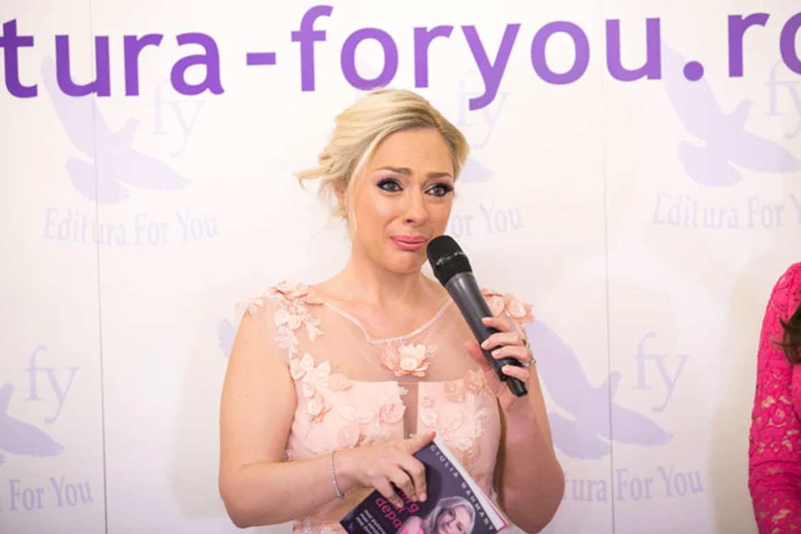 
    Giulia Nahmany a fost vizibil emoţionată foto: arhiva personală  