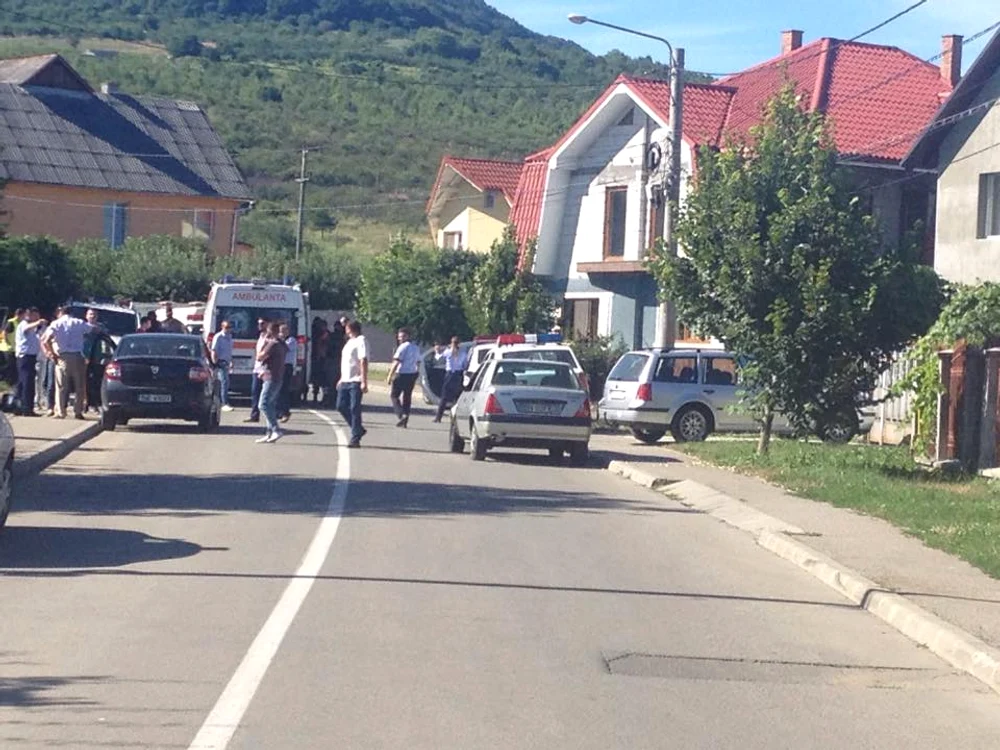 
    Cartierul Subcetate din Bistriţa, scena acţiunii derulate marţi după-amiazăFoto: "Adevărul"  