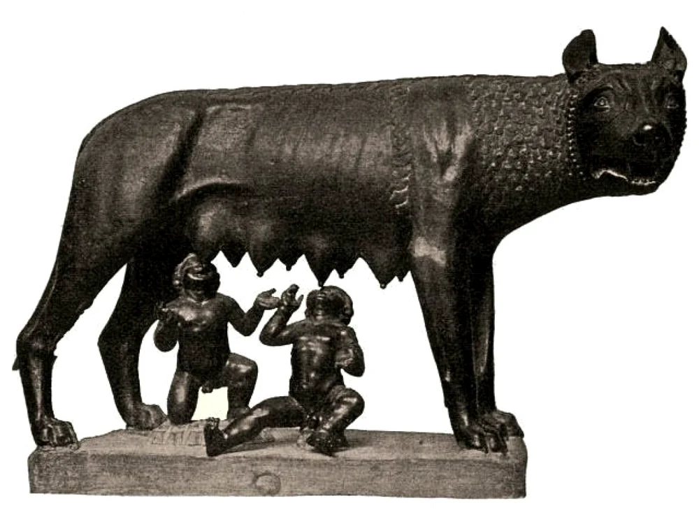 Statuia care-i înfățișează pe cei doi frație: Romulus și Remus Arhivă